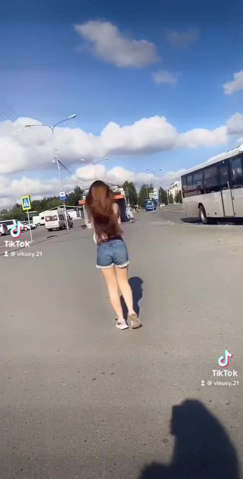 @vikusya