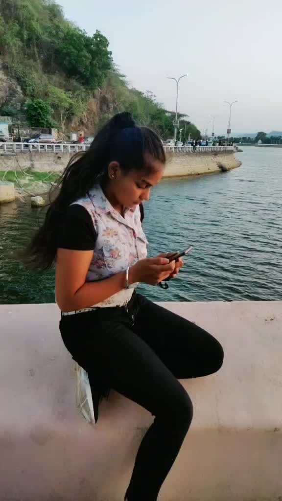 @Bдԁ Gɩʀɭ