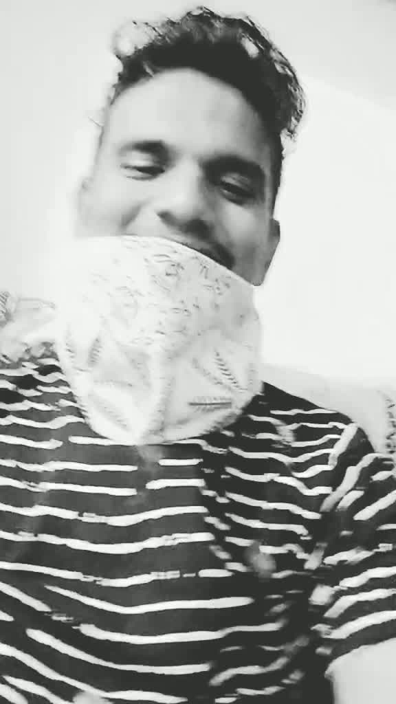 @faltoos_abhi
