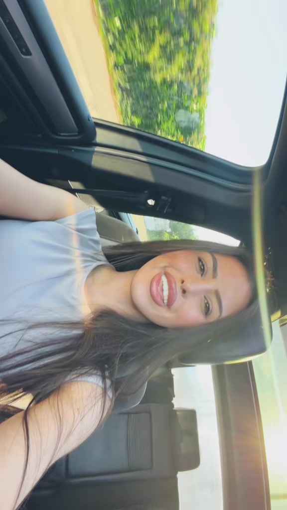 @lara118_b