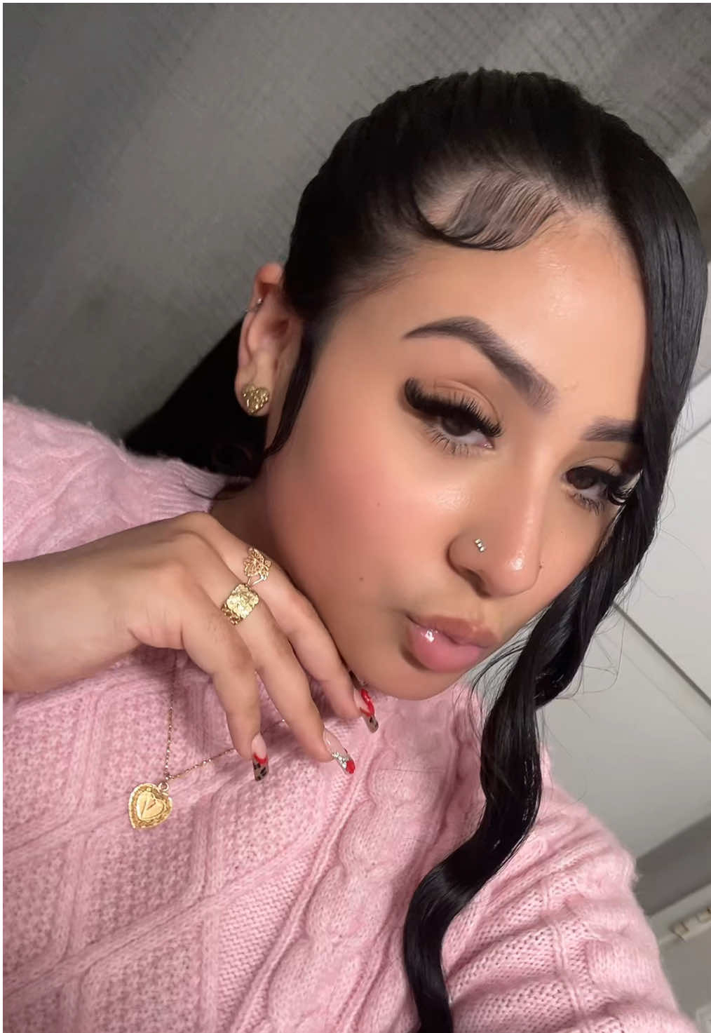 @️