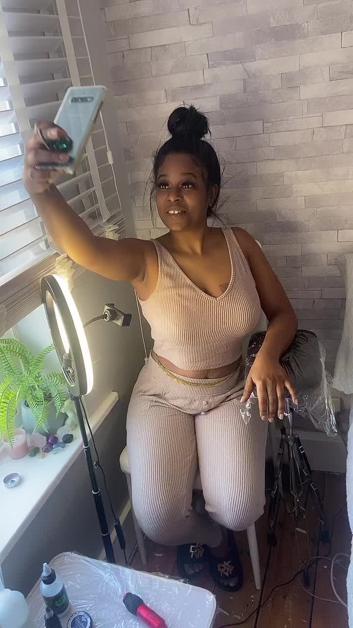 @MiaMor