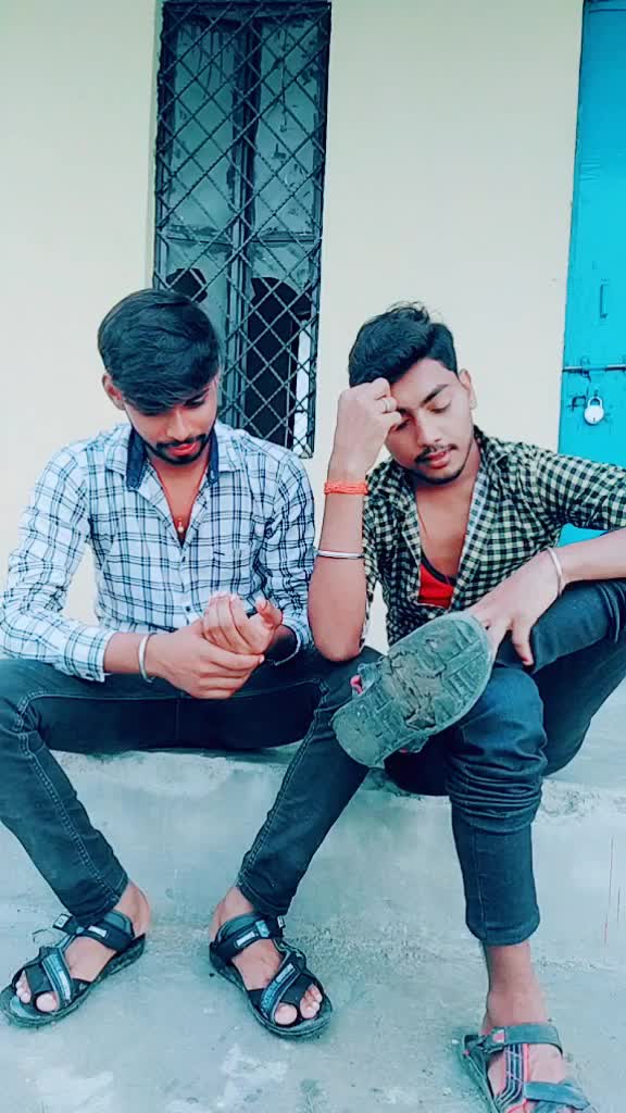 @Rebel king🤴🤴🤴boys