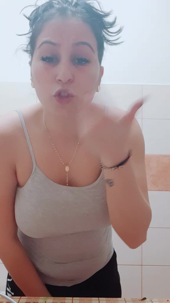 @ellakiss