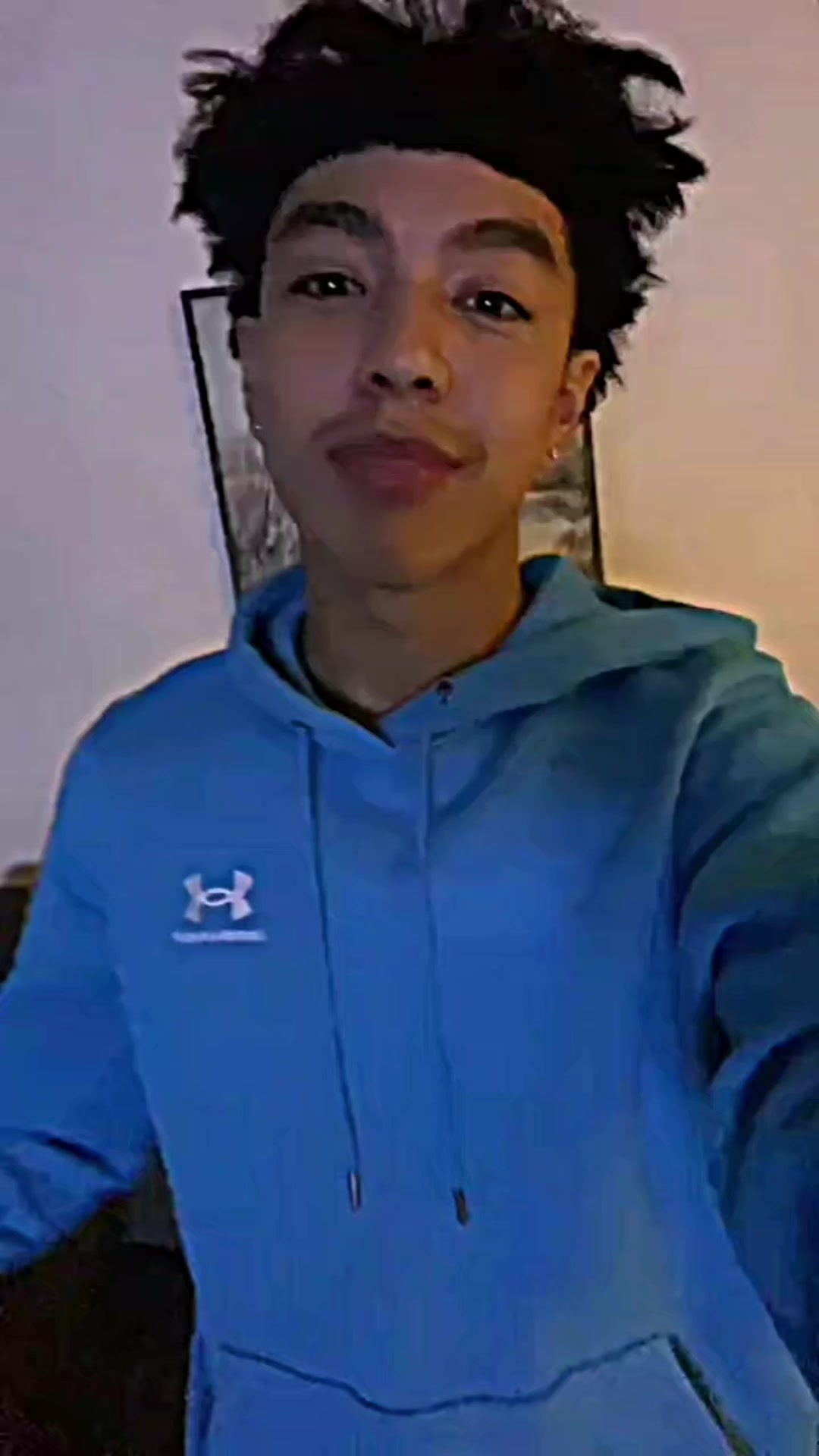 @- 🧟