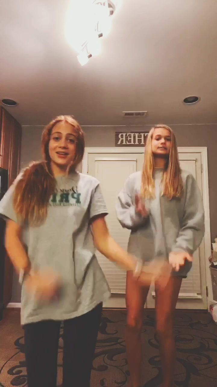 @lily