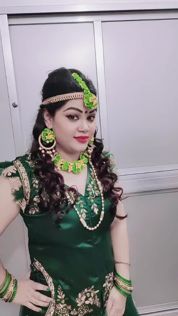 @Anu Dubey🌟singer