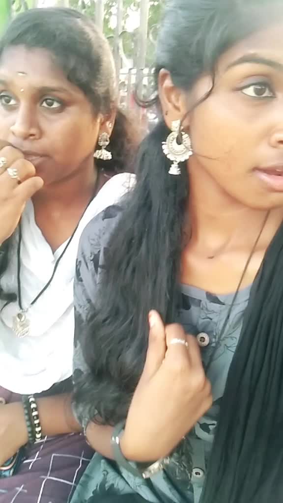 @Middle class ponnu🤗