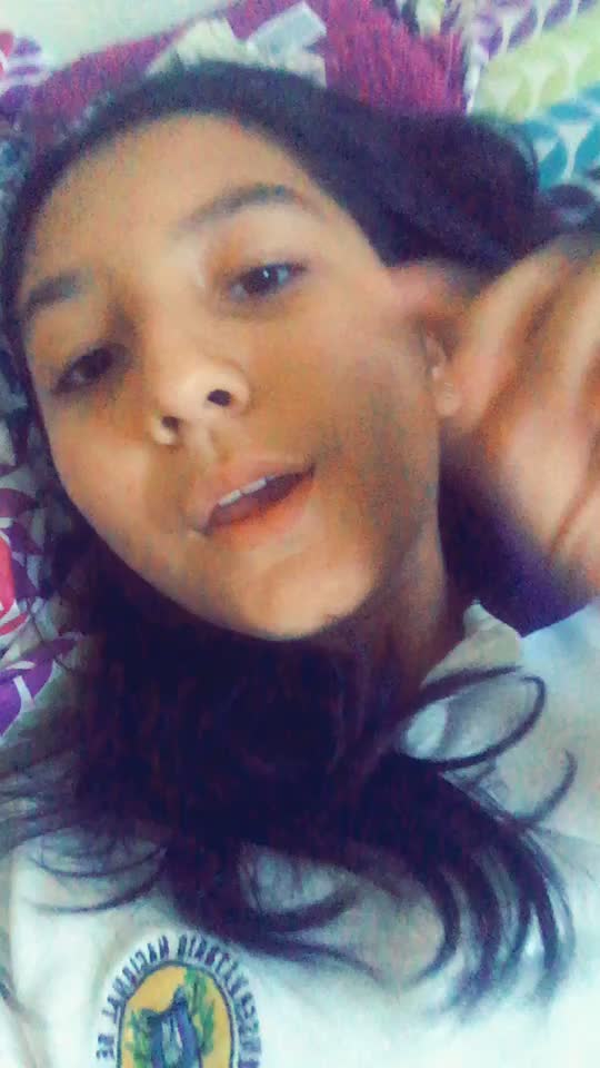 @Carlanahi Buena&ntilde;o