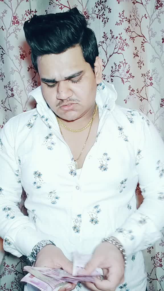 @Oye Its Gaurav 👑
