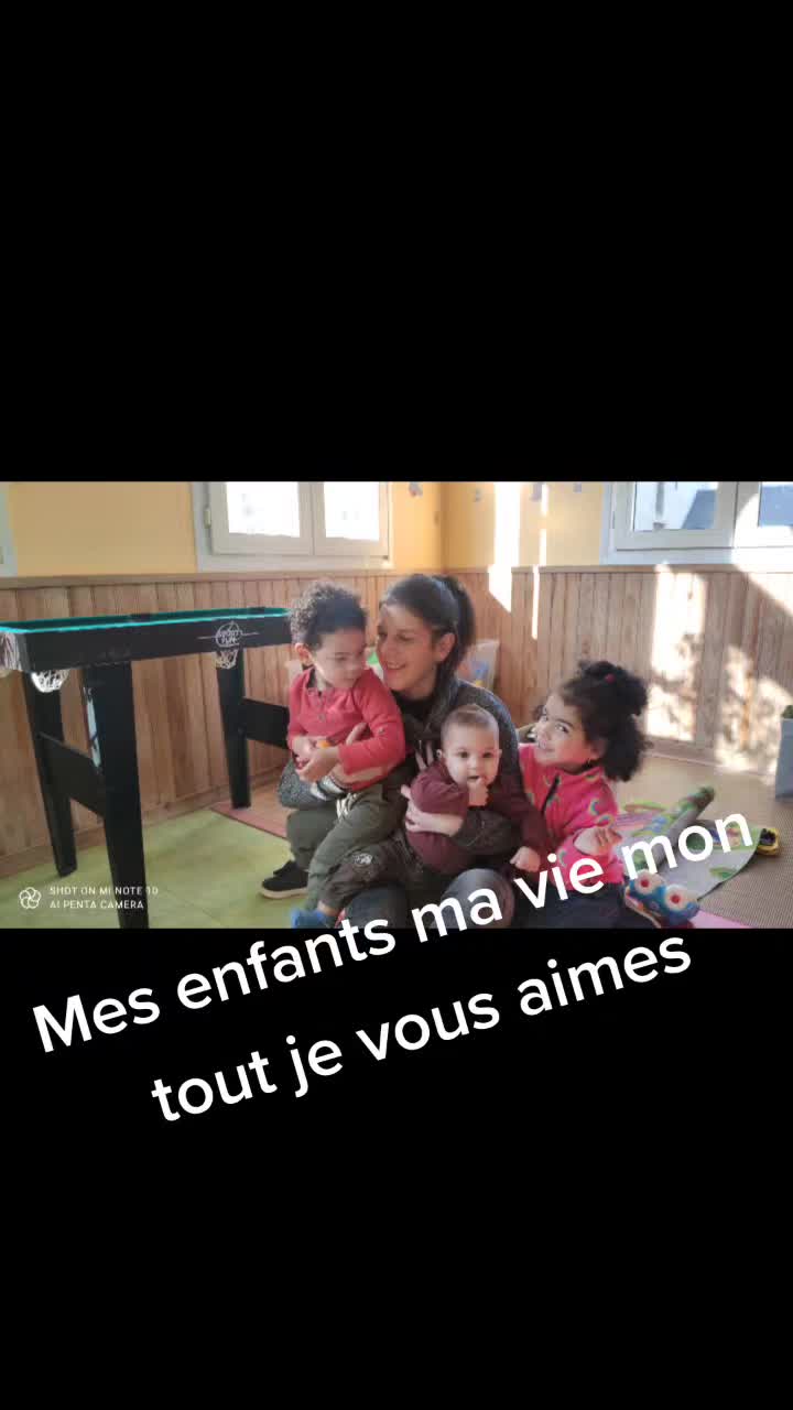 @Laguerri&egrave;re Mes Enfants 💗💙💙