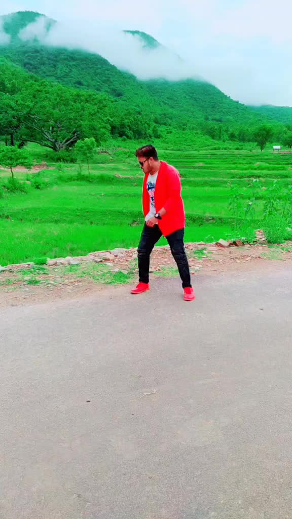 @Mr_Sayan