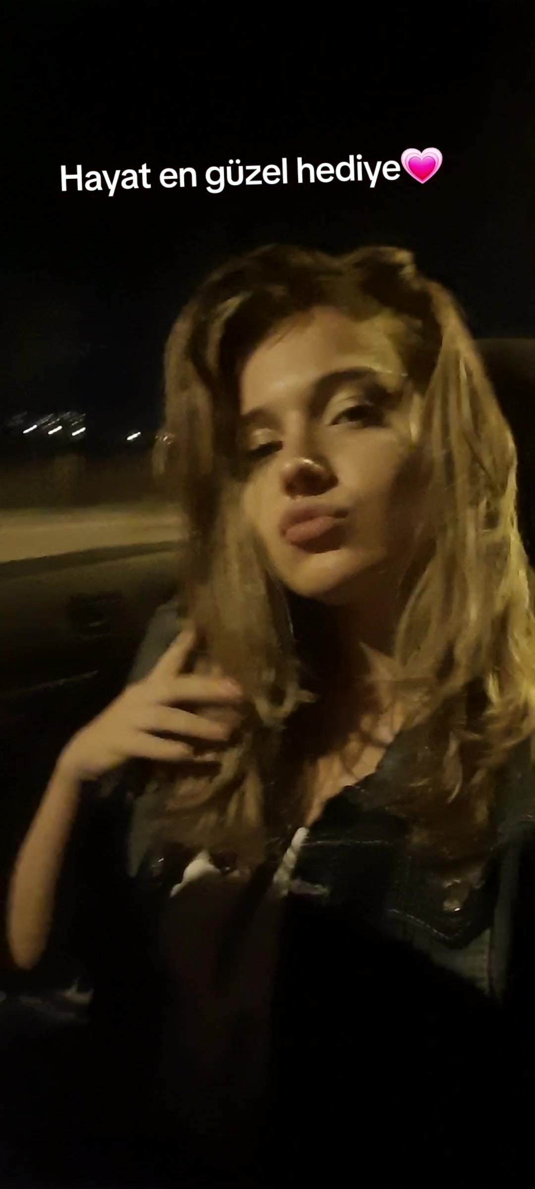 @ayssquu