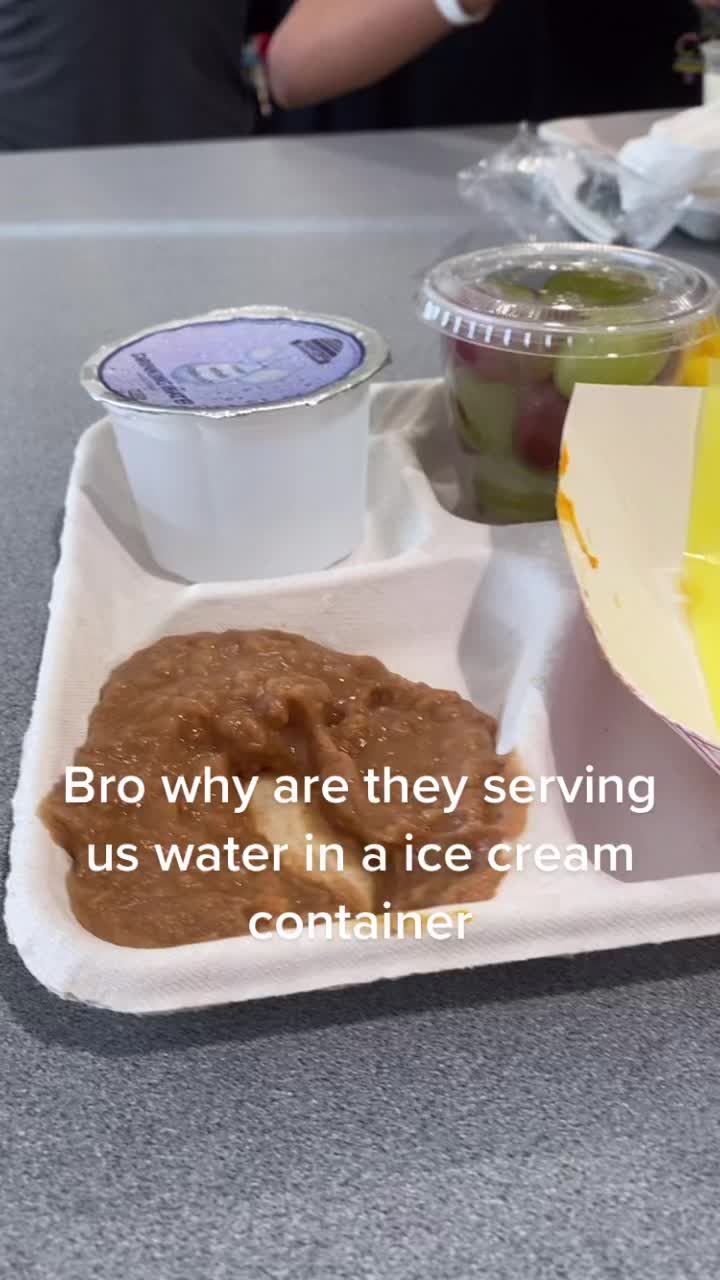 @Cari🩻👽