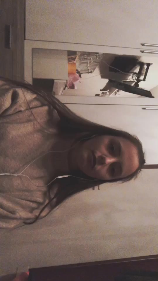 @Nataschaabhn