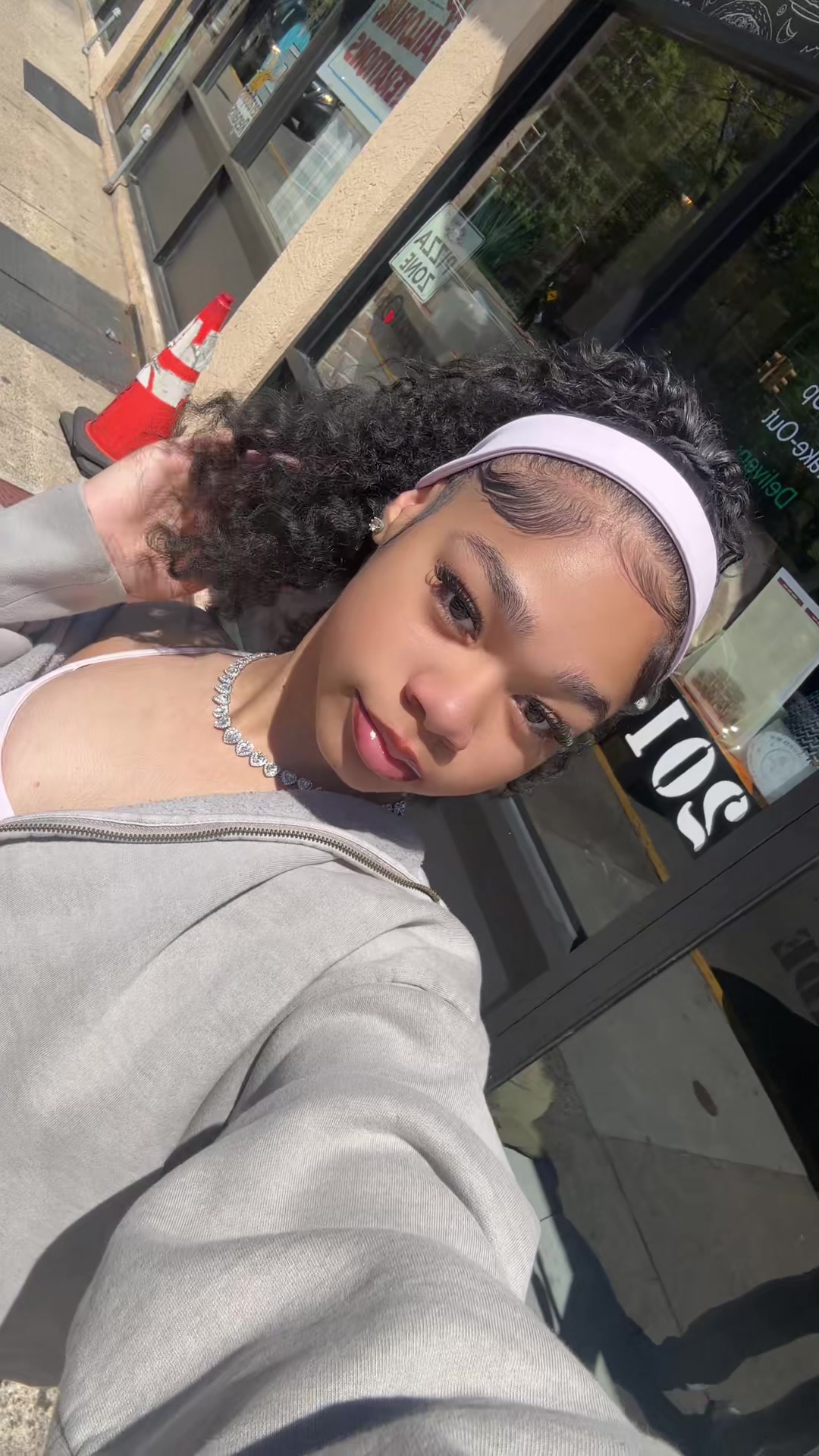 @listaa