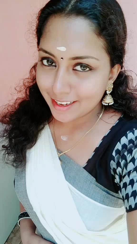 @Divya Divu
