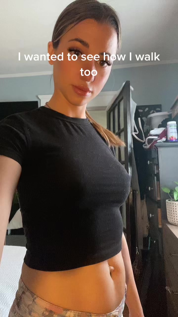 @Arielle Foxx
