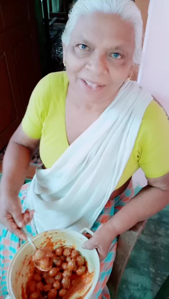 @sruthyshine
