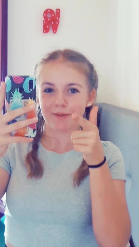 @anna_viehhauser