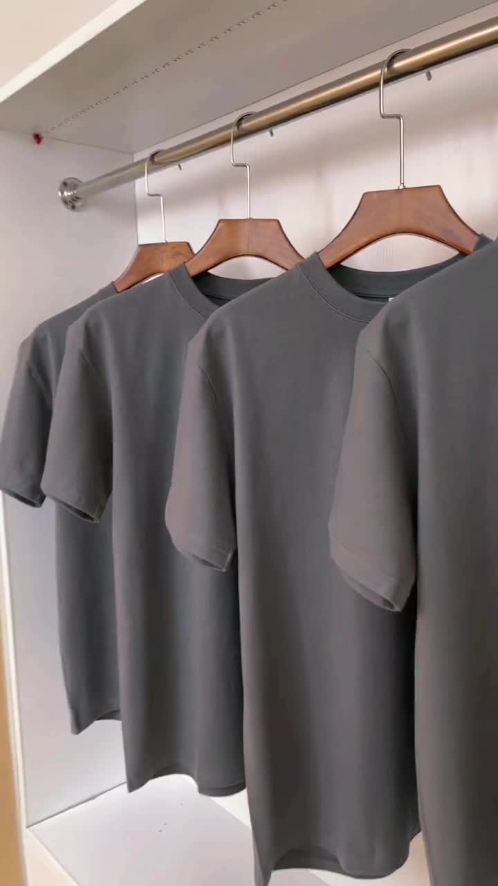 @Men&rsquo;s T-shirt