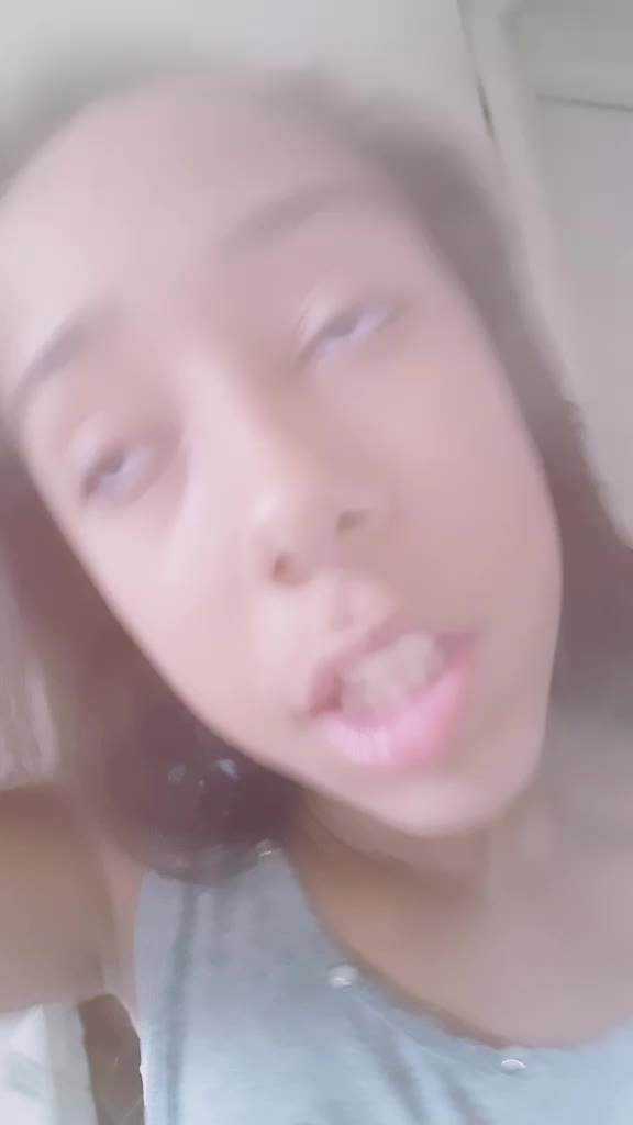 @Laura Cristine