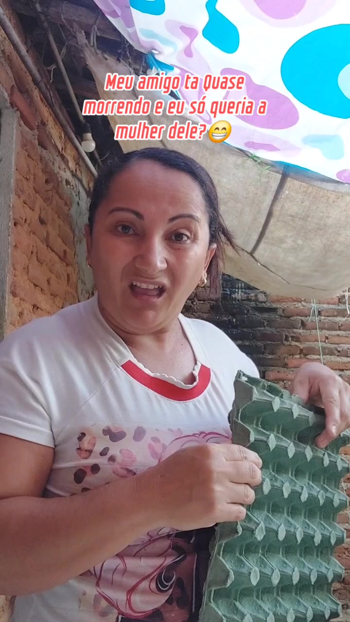 @comediadadonaencrenca