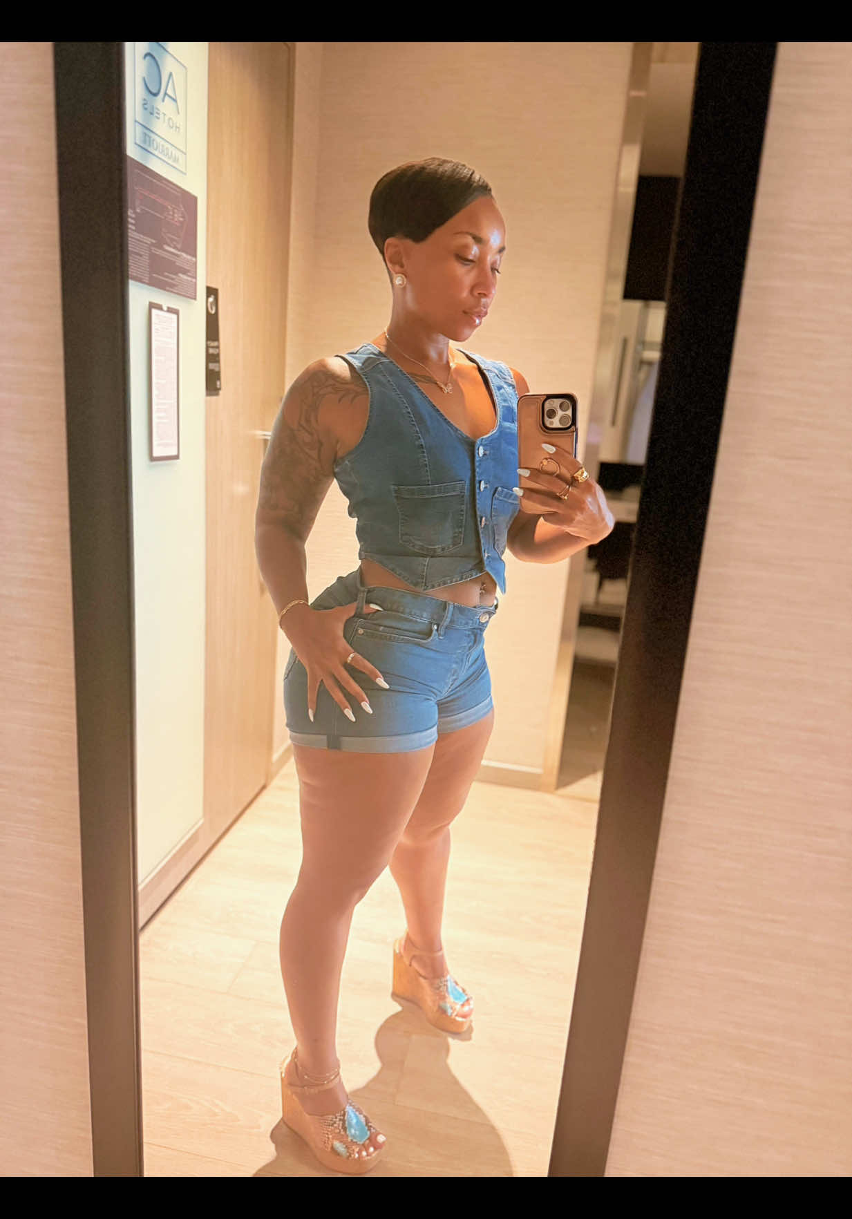 @Dezi_ray_sunshine