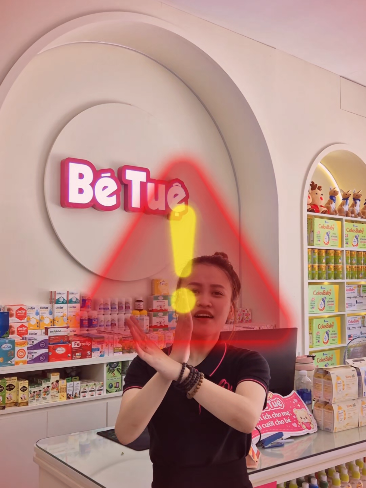 @Shop B&eacute; Tuệ