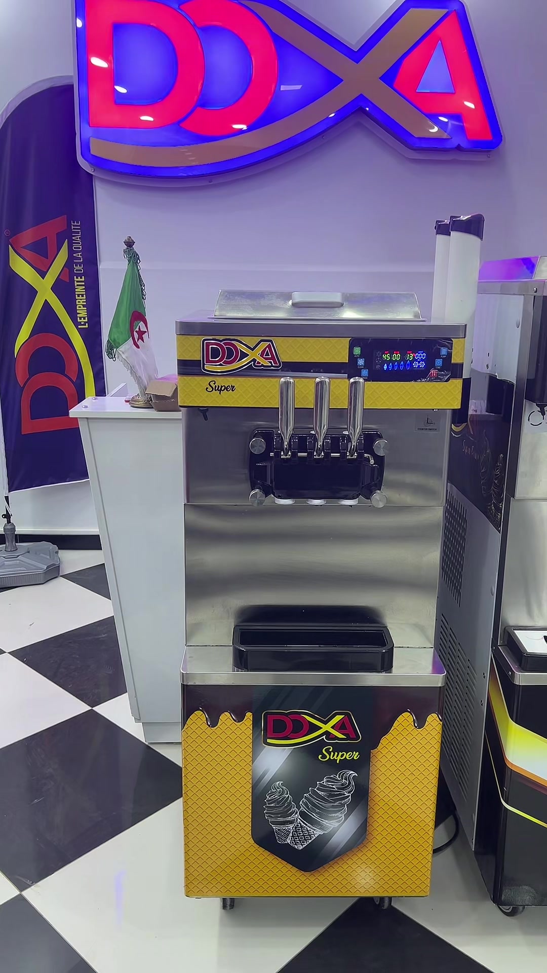 @Machine Ice Cream Doxa IRH
