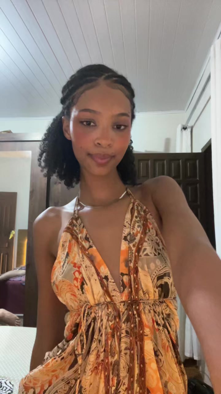 @Hipólito