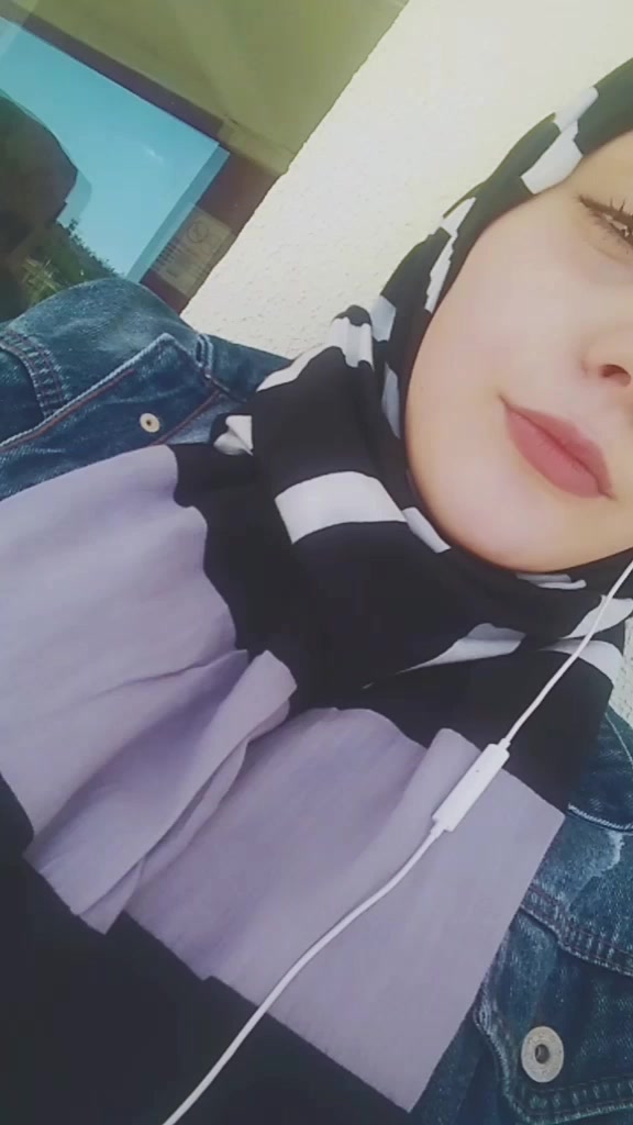 @B&uuml;şra Demirel