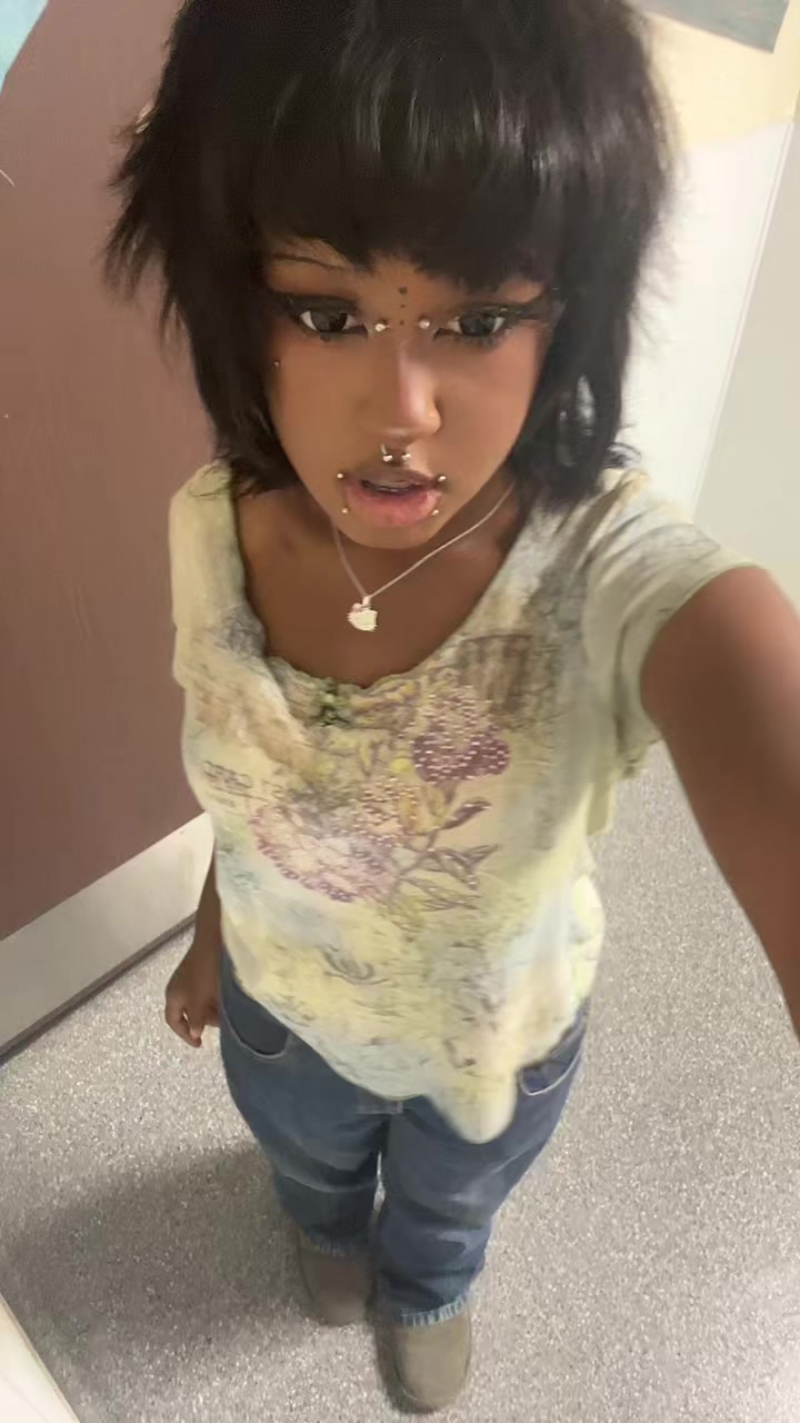 @🧁VivianVanilla🦄