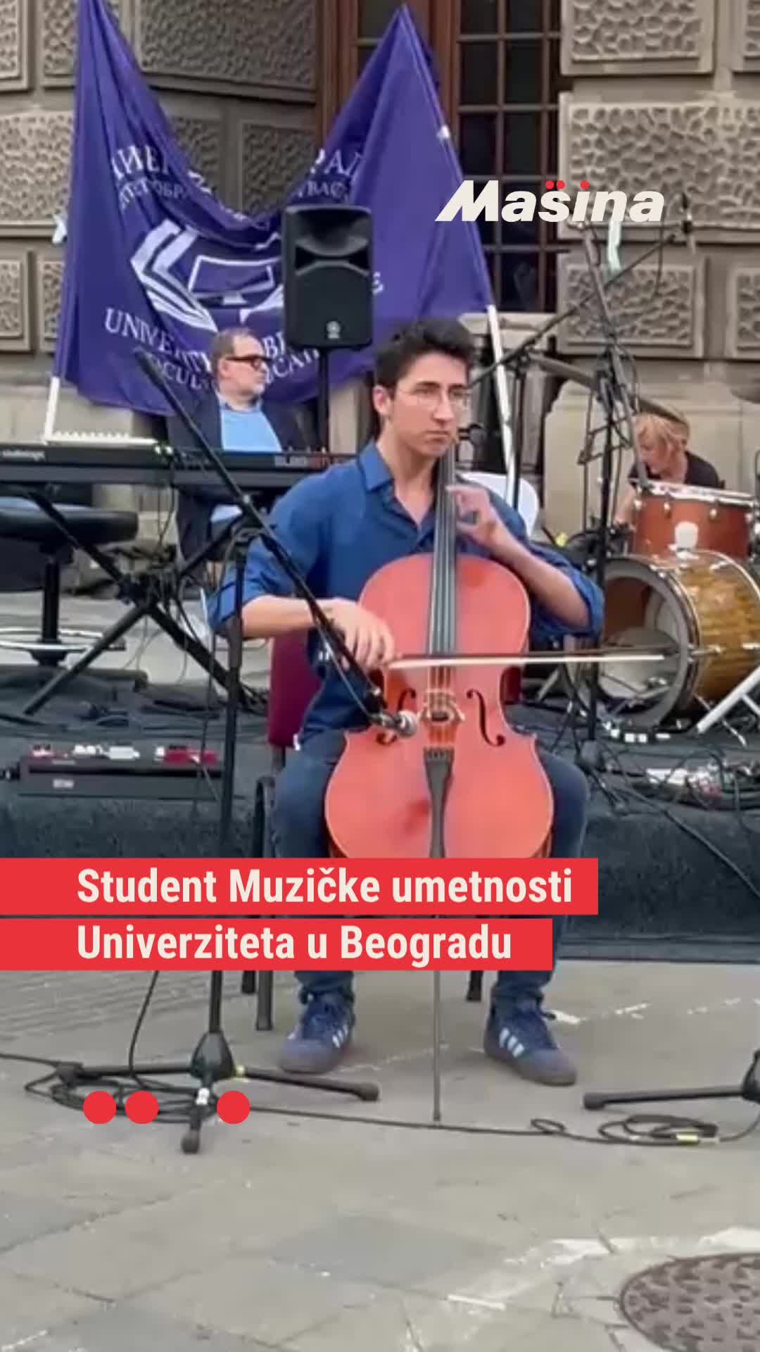 @Mašina