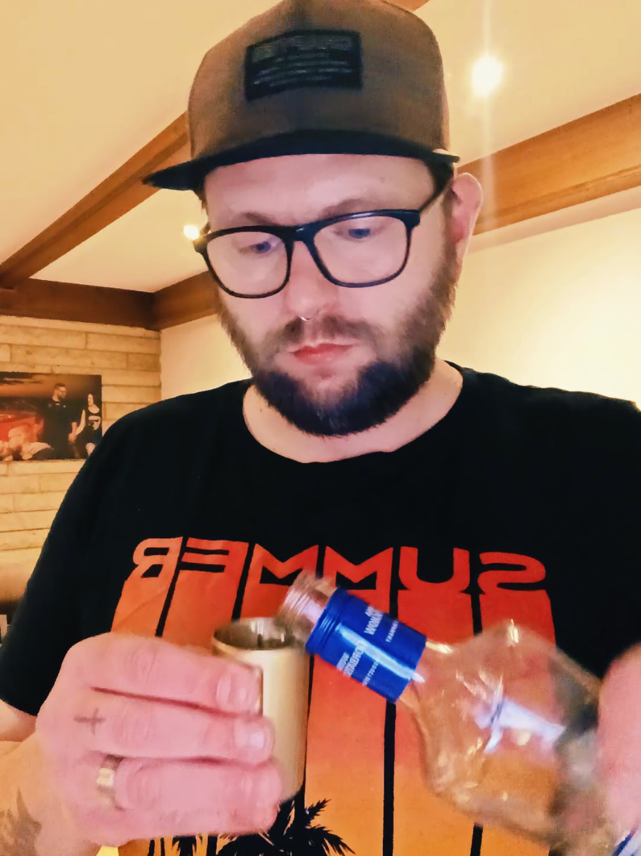@𝗱𝗲_𝘁𝗵𝗼𝗺𝗮𝘀𝟵𝟭