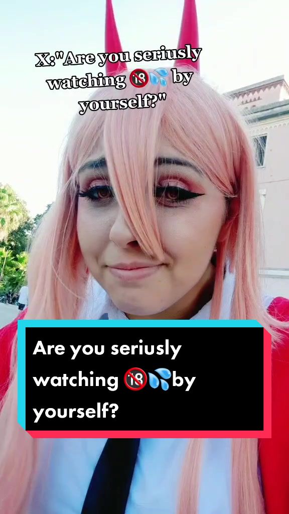 @Mochi_Queen_Cosplay