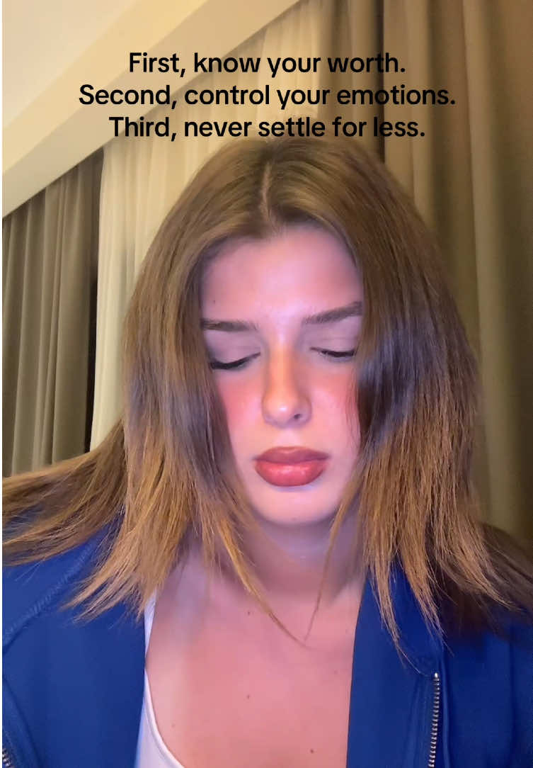 @🧜🏼♀️