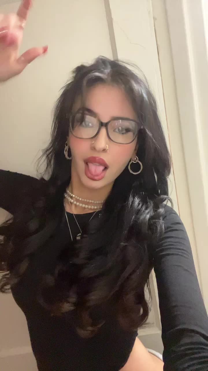 @shakira