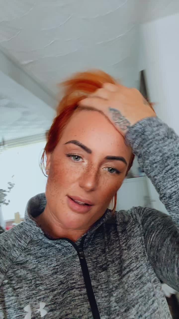 @GingerGeordieJ ๐ฉ๐ฆฐ๐งก