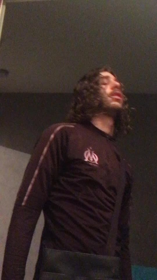 @Lp7__ts