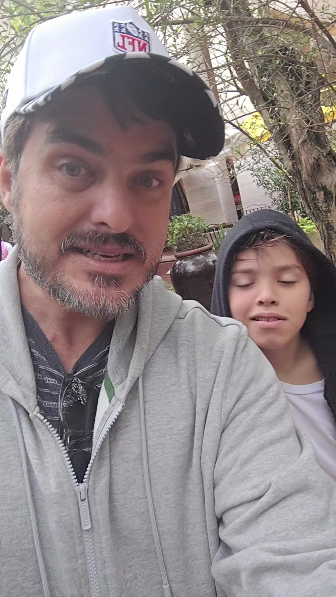@Douglas Galvão