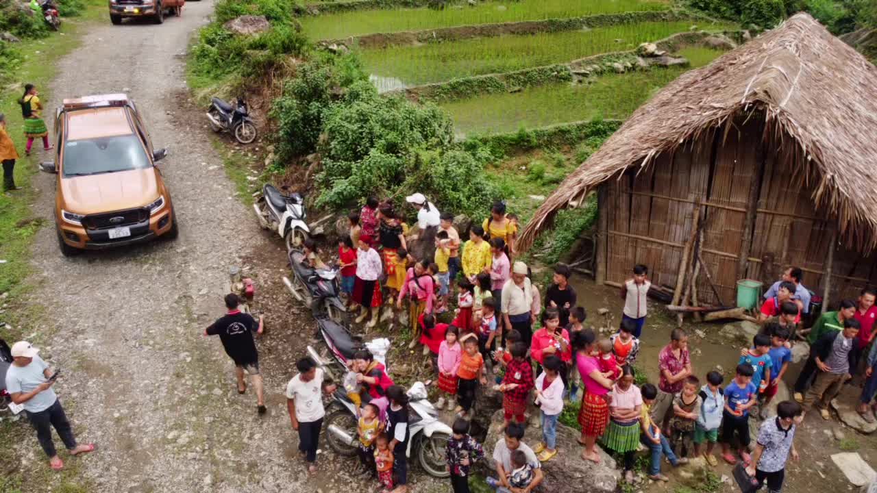 @Hồng Văn