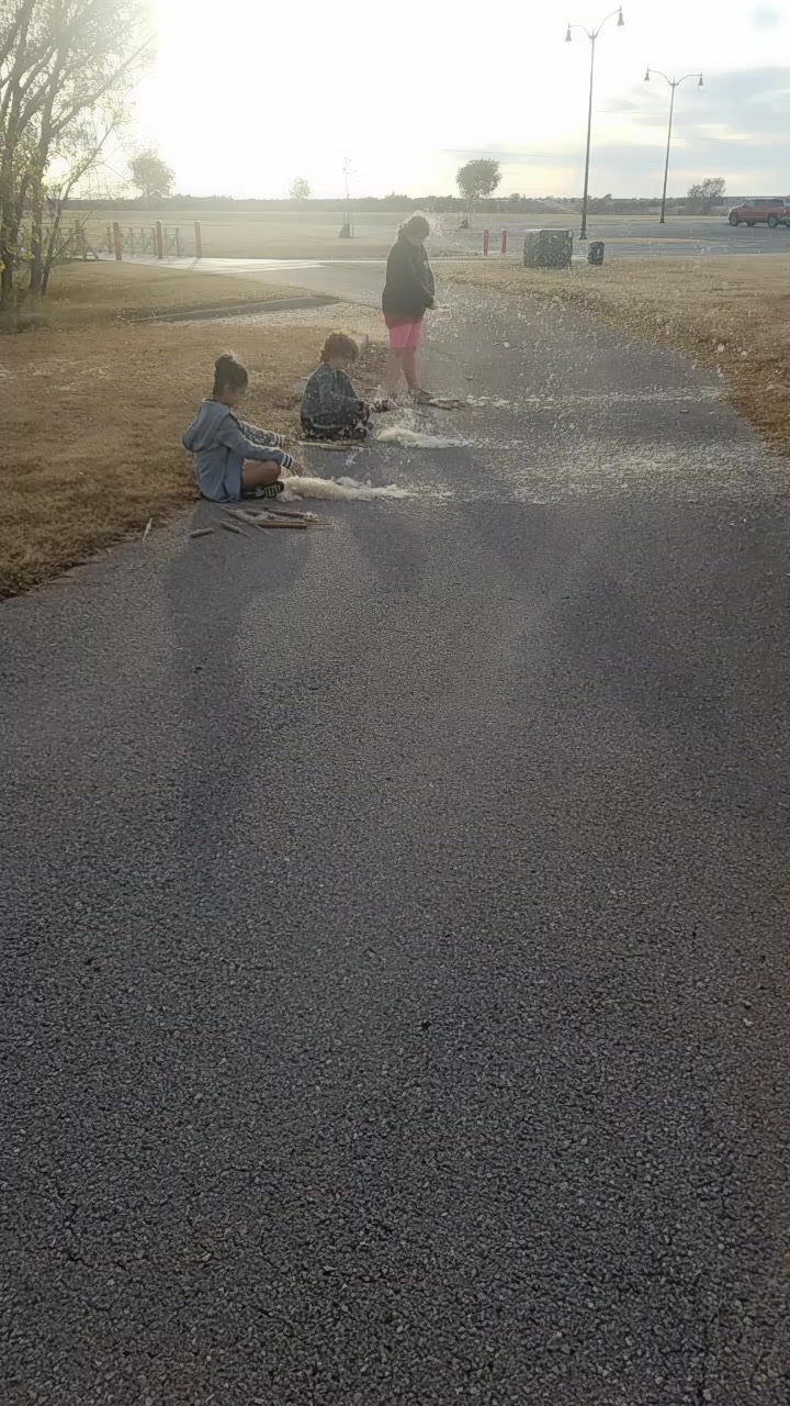 @Kaianaki
