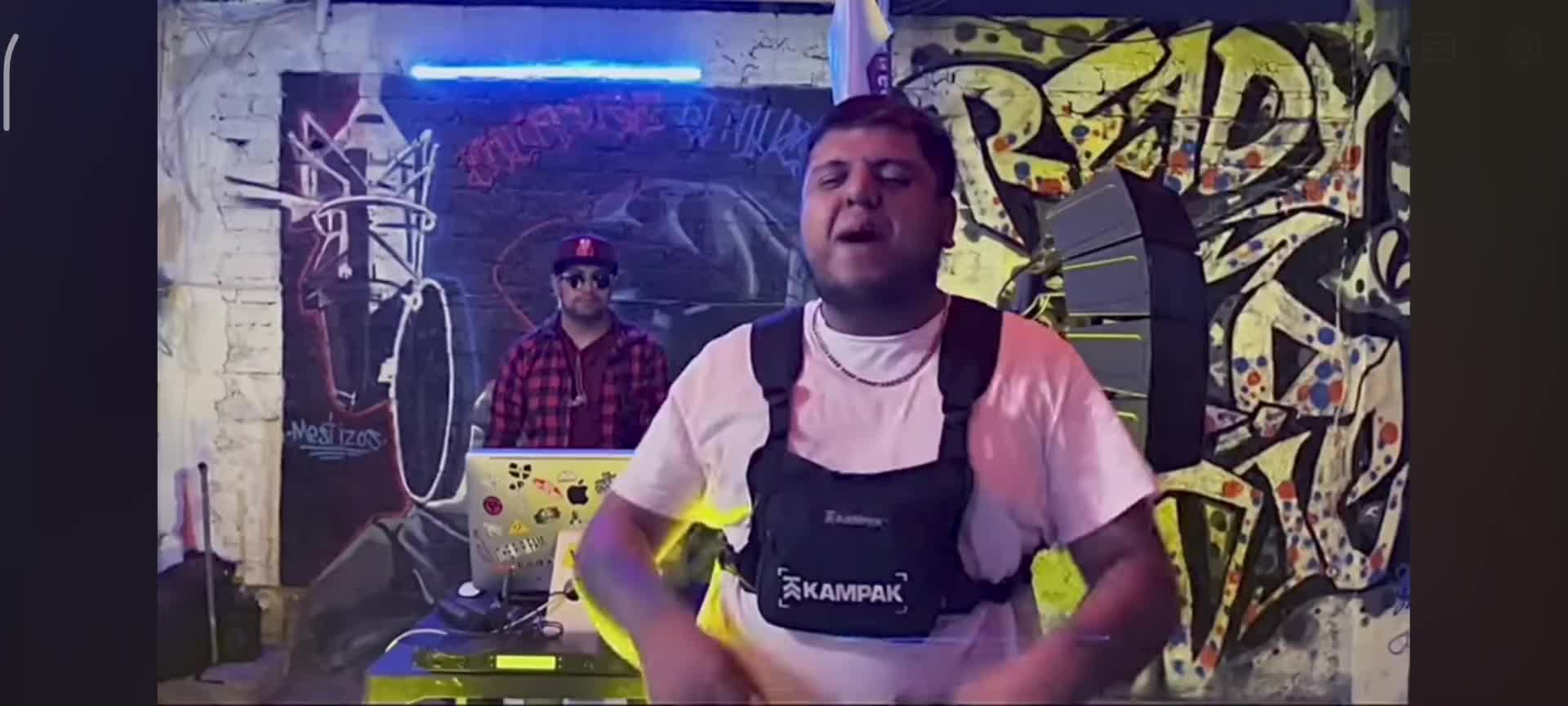 @SandraFreestyle