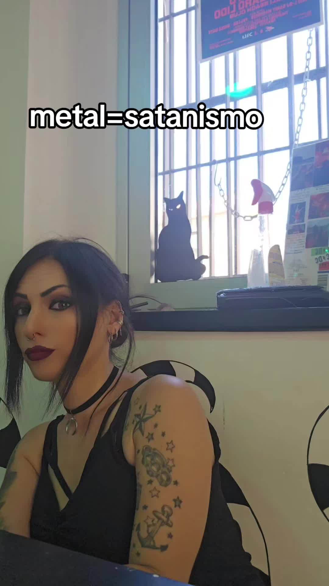 @Luna Gotica