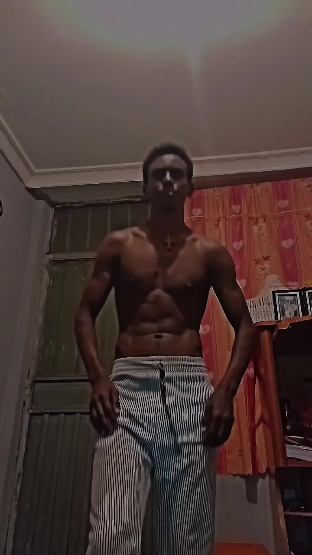 @chakur🏋&zwj;♀️🏋&zwj;♂️🇪🇷🇪🇷🇪🇷F