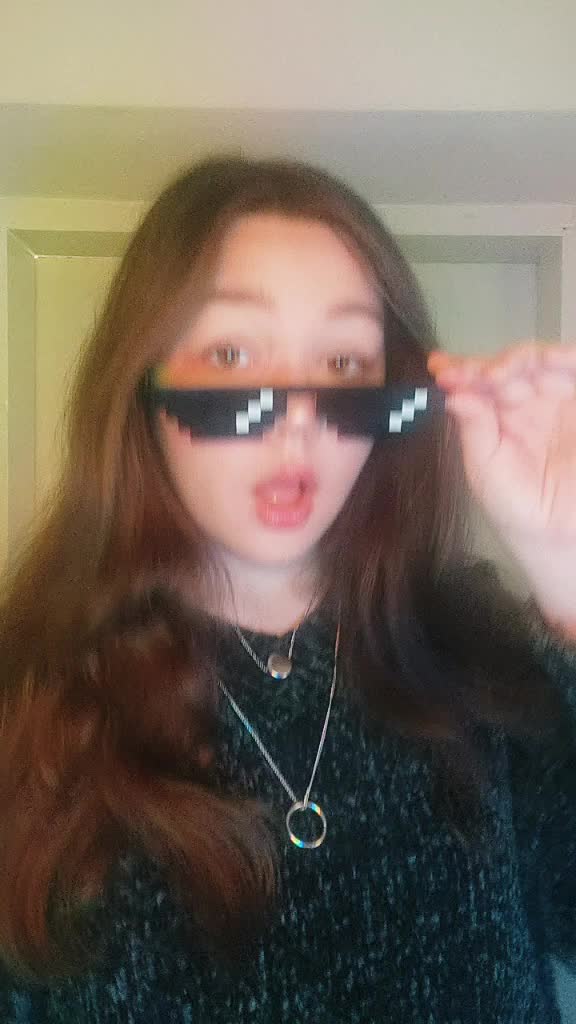 @kate_turner_