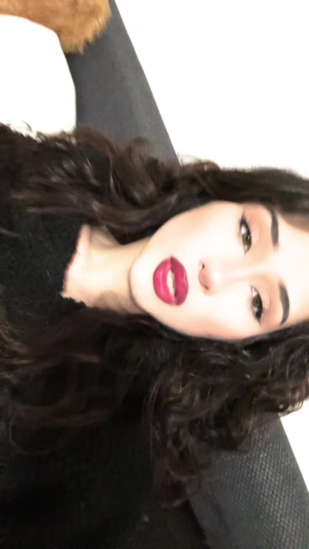 @Your local Latina