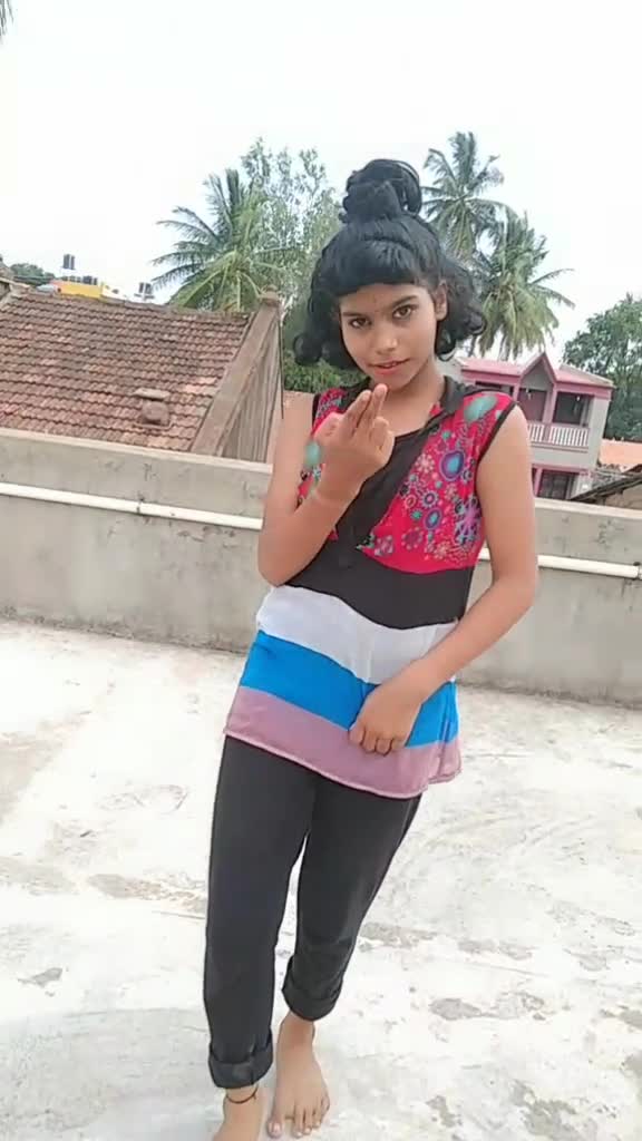 @👑Aishu_Queen👑