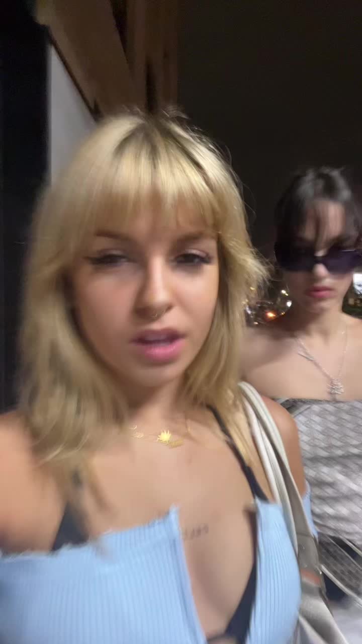@Evaaaa